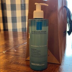 La Roche-Posay Toleriane Foaming Cleanser - Aqua Blue